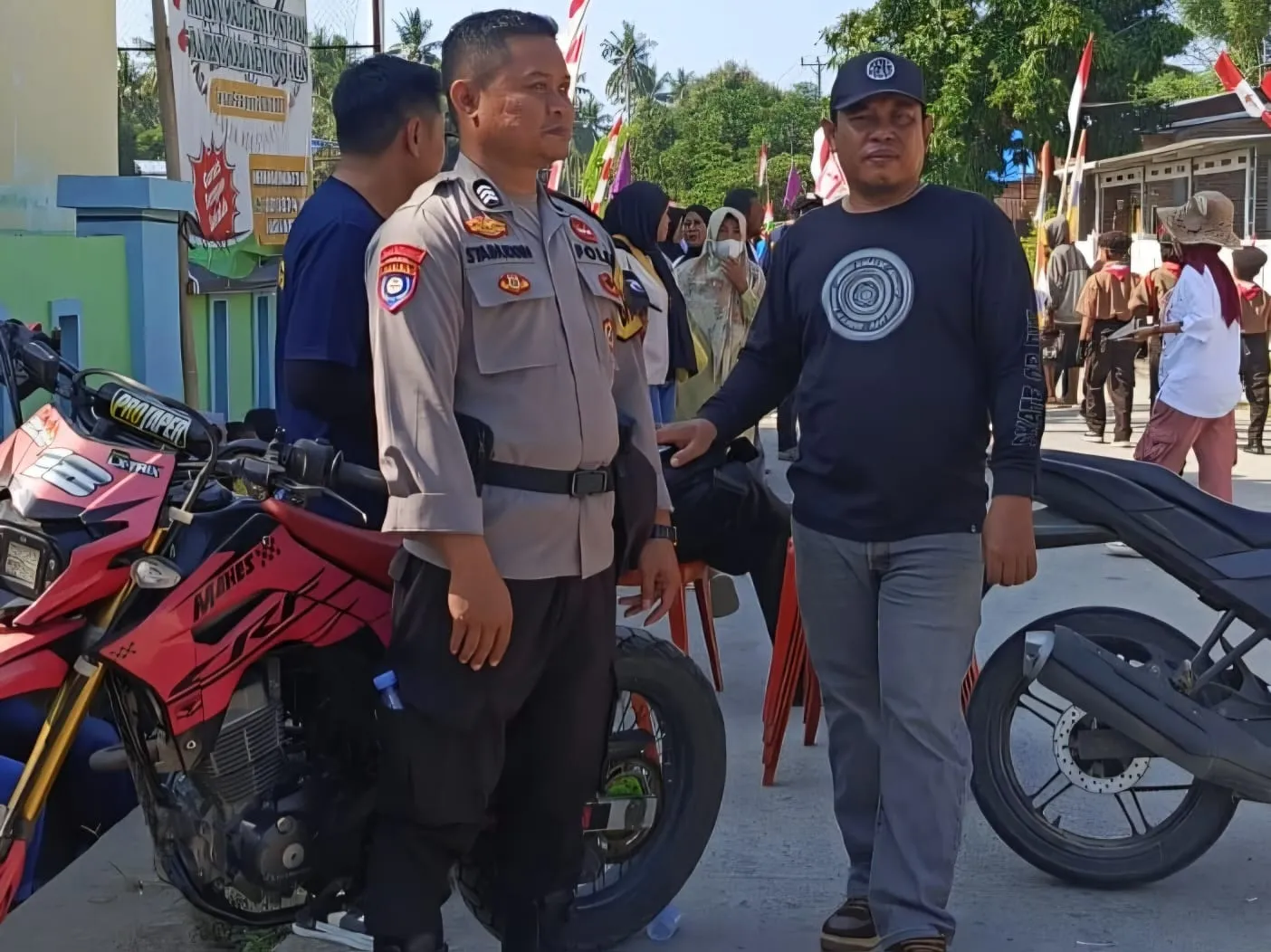 Kapolsek Binuang Pimpin Pengamanan Gerak Jalan Indah HUT ke 81 RI, 83 Barisan Ambil Bagian